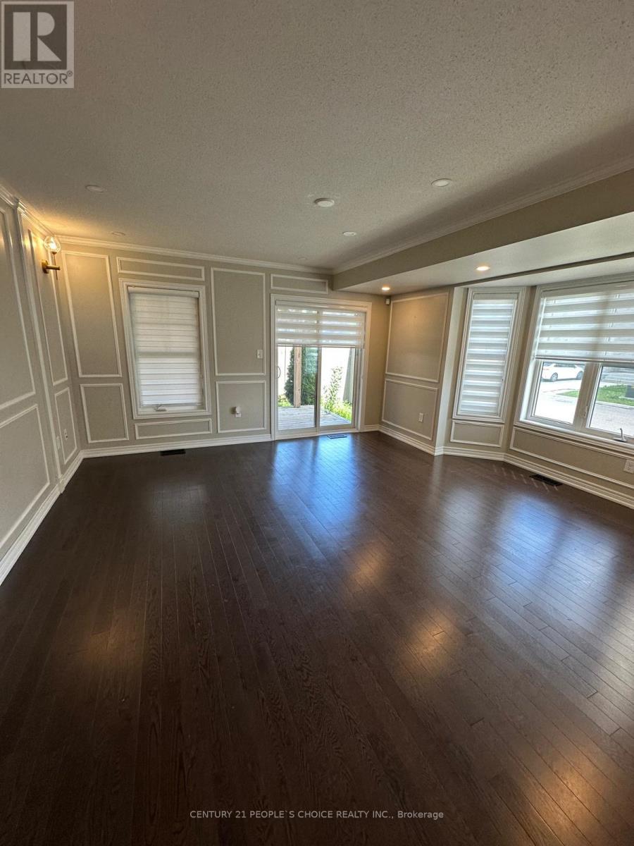 Upper - 70 Hogan Manor Drive, Brampton, Ontario L7A 4V3 - Photo 12 - W13832278