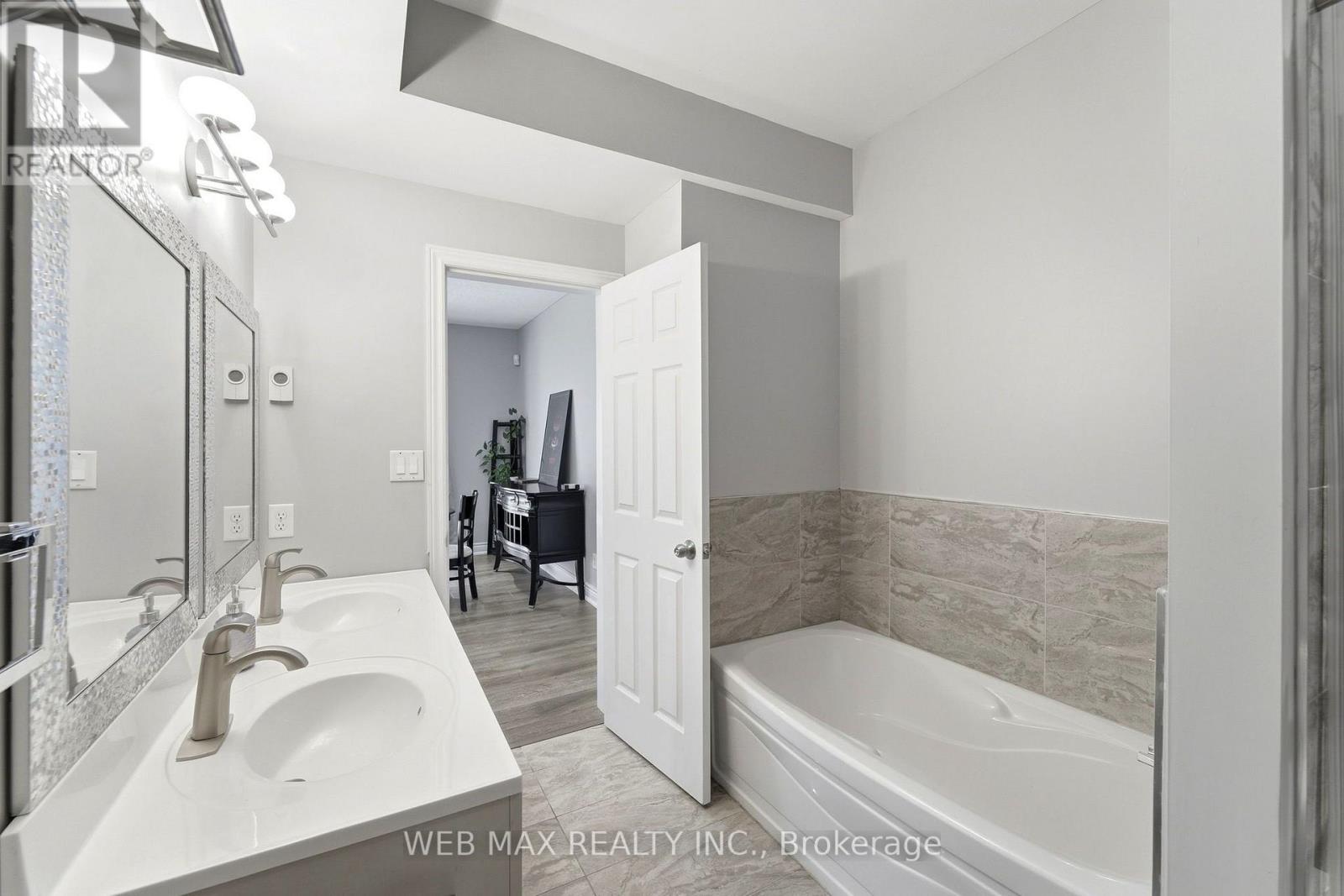 204 Kingfisher Avenue, Woodstock, Ontario N4T 0B3 - Photo 32 - X13832276