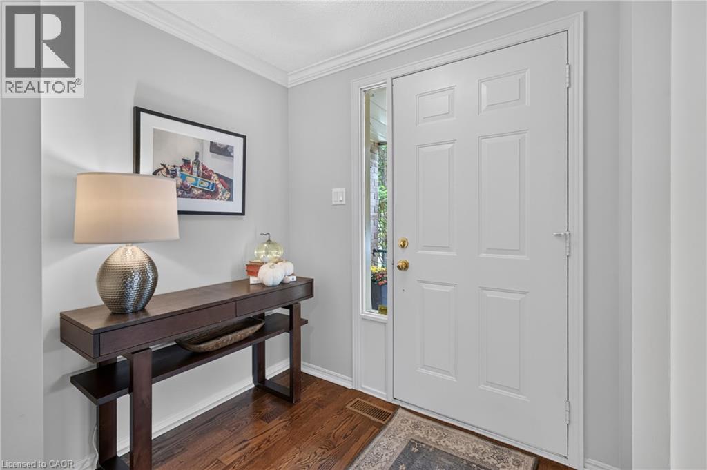 406 Craigleith Drive Unit# 1, Waterloo, Ontario  N2L 5T2 - Photo 2 - 40863671