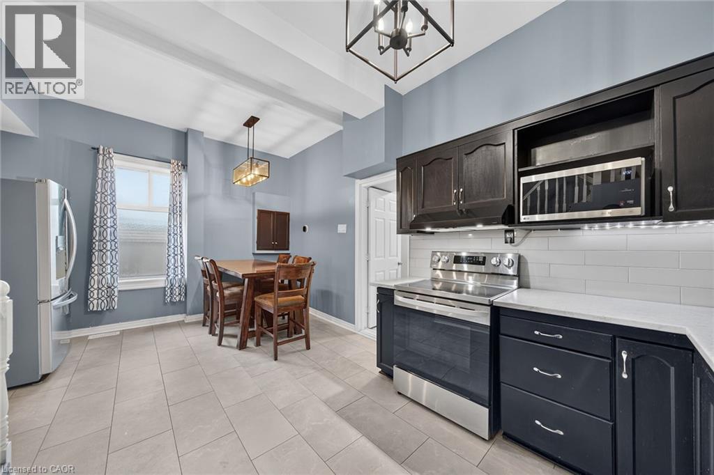 7 East 24th Street, Hamilton, Ontario  L8V 2X8 - Photo 14 - 40866149
