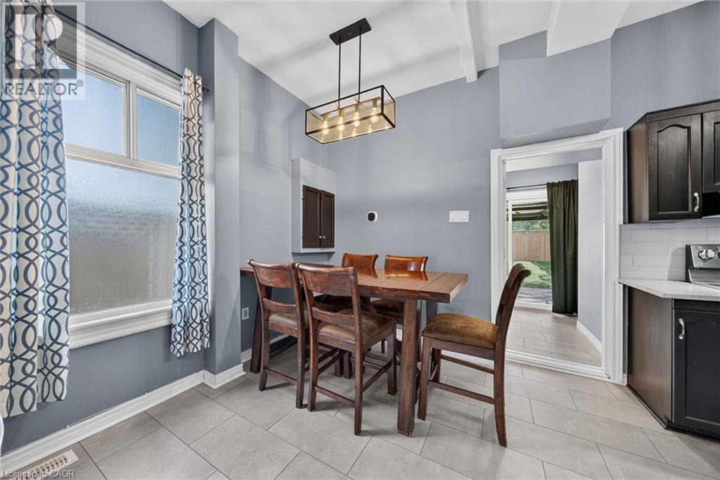 7 East 24th Street, Hamilton, Ontario  L8V 2X8 - Photo 16 - 40866149