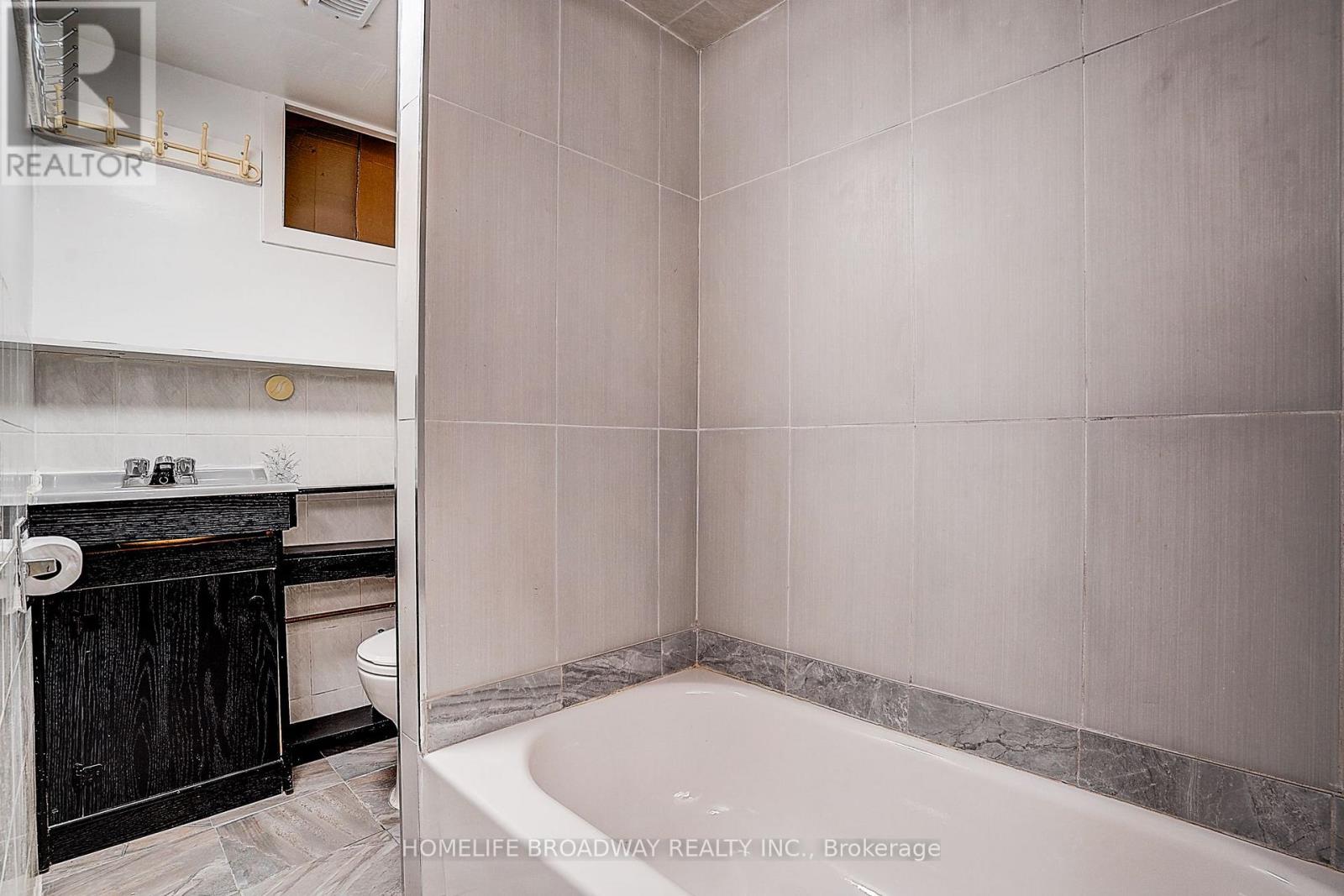 1069 Davenport Road, Toronto, Ontario M6G 2C2 - Photo 46 - C13832350