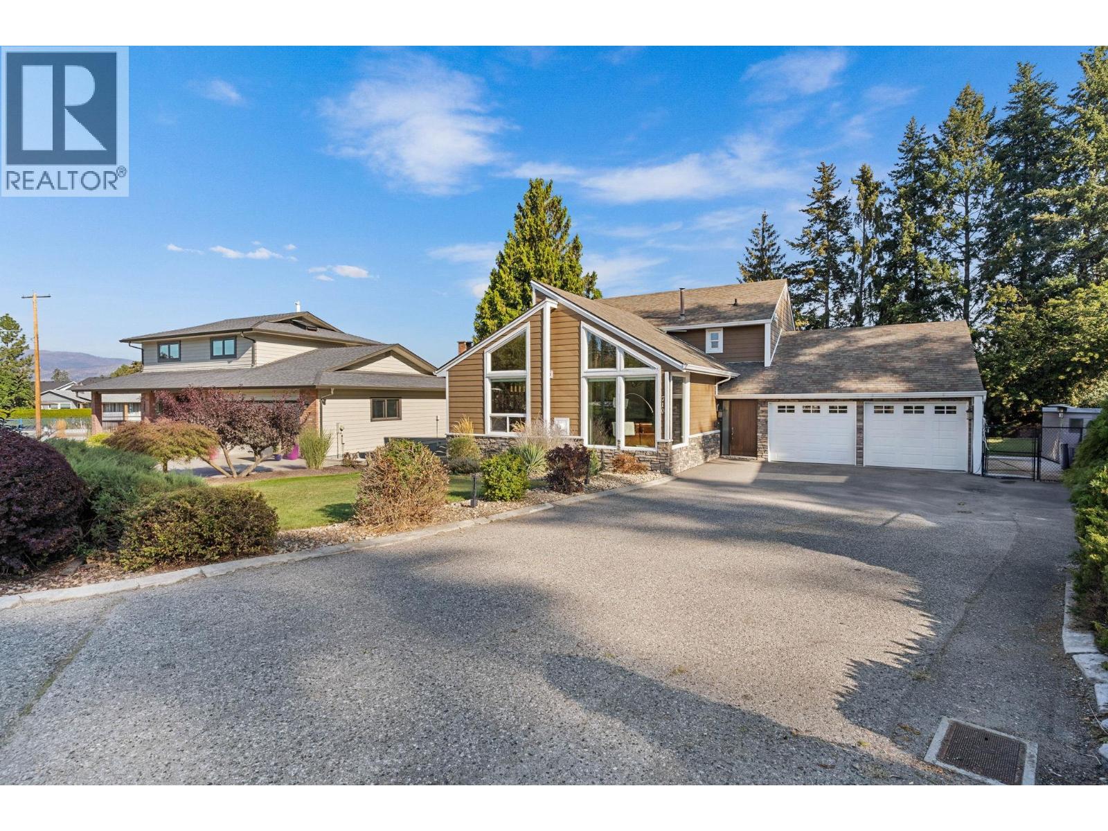 710 Tozer Court, Kelowna, British Columbia  V1W 2P8 - Photo 1 - 10401601