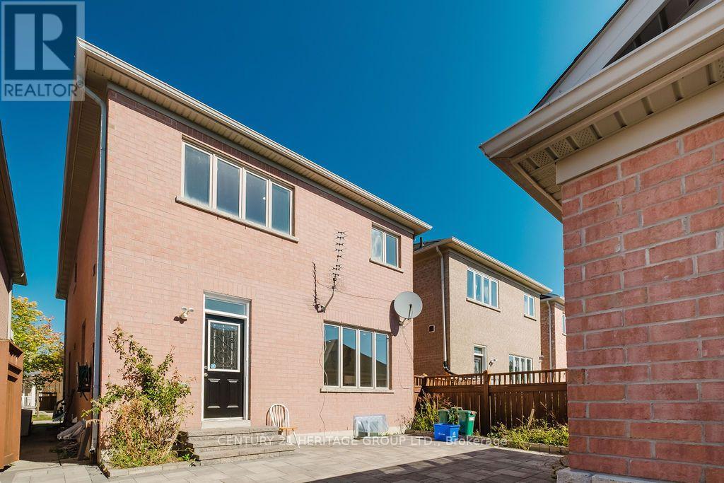 17 Wildmoor Street, Markham, Ontario  L6B 0P1 - Photo 5 - N13832318