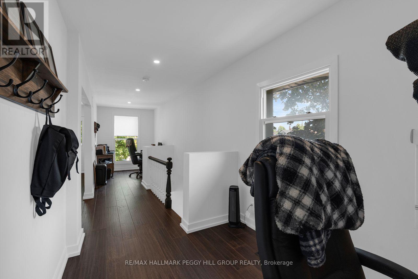 54 Clapperton Street, Barrie, Ontario  L4M 3E9 - Photo 12 - S13832342