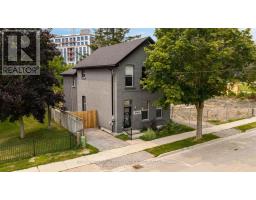 54 CLAPPERTON STREET, Barrie, Ontario