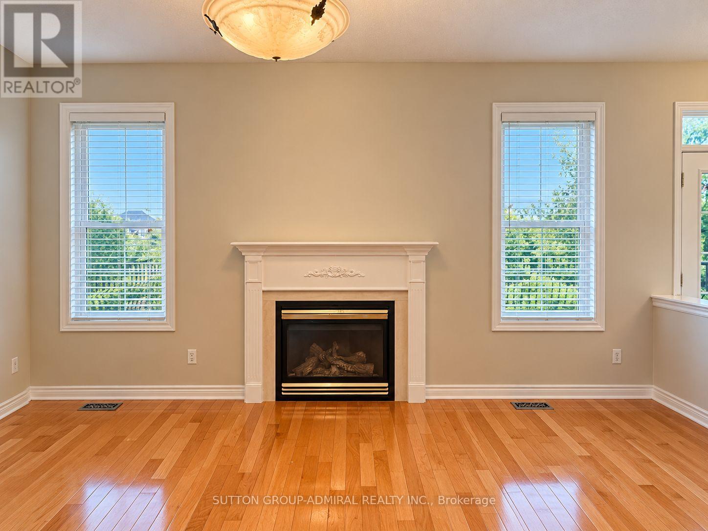 2323 Falling Green Drive, Oakville, Ontario  L6M 5A7 - Photo 16 - W13832316