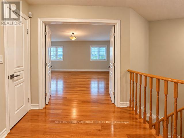 2323 Falling Green Drive, Oakville, Ontario  L6M 5A7 - Photo 20 - W13832316