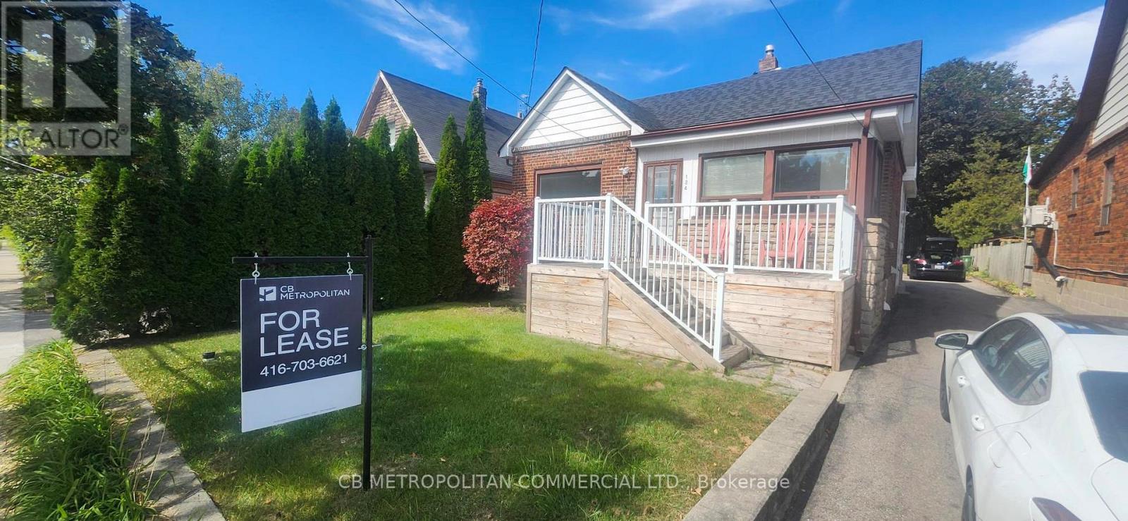 UPPER - 124 EVANS AVENUE, Toronto, Ontario