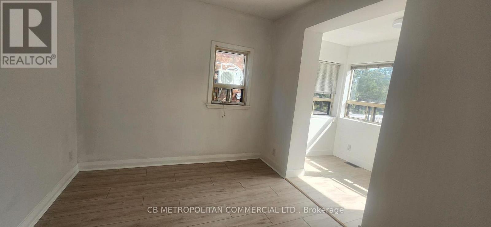 Upper - 124 Evans Avenue, Toronto, Ontario  M8Z 1H9 - Photo 15 - W13832338