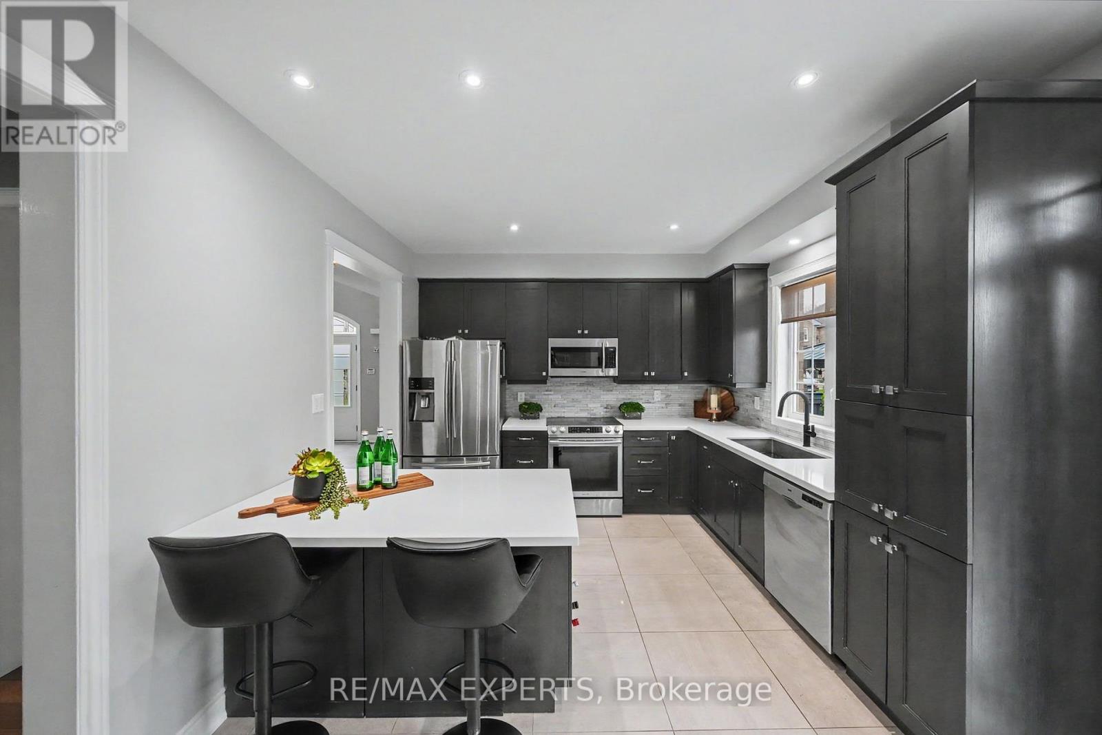2 Ironhorse Crescent, Caledon, Ontario  L7E 2K8 - Photo 10 - W13832348