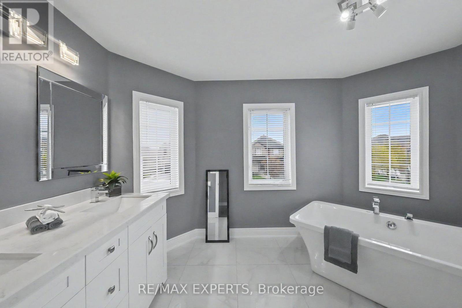 2 Ironhorse Crescent, Caledon, Ontario  L7E 2K8 - Photo 29 - W13832348
