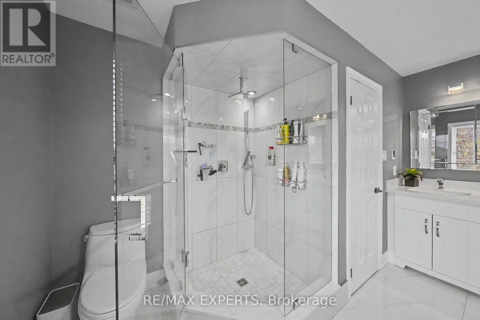 2 Ironhorse Crescent, Caledon, Ontario  L7E 2K8 - Photo 30 - W13832348