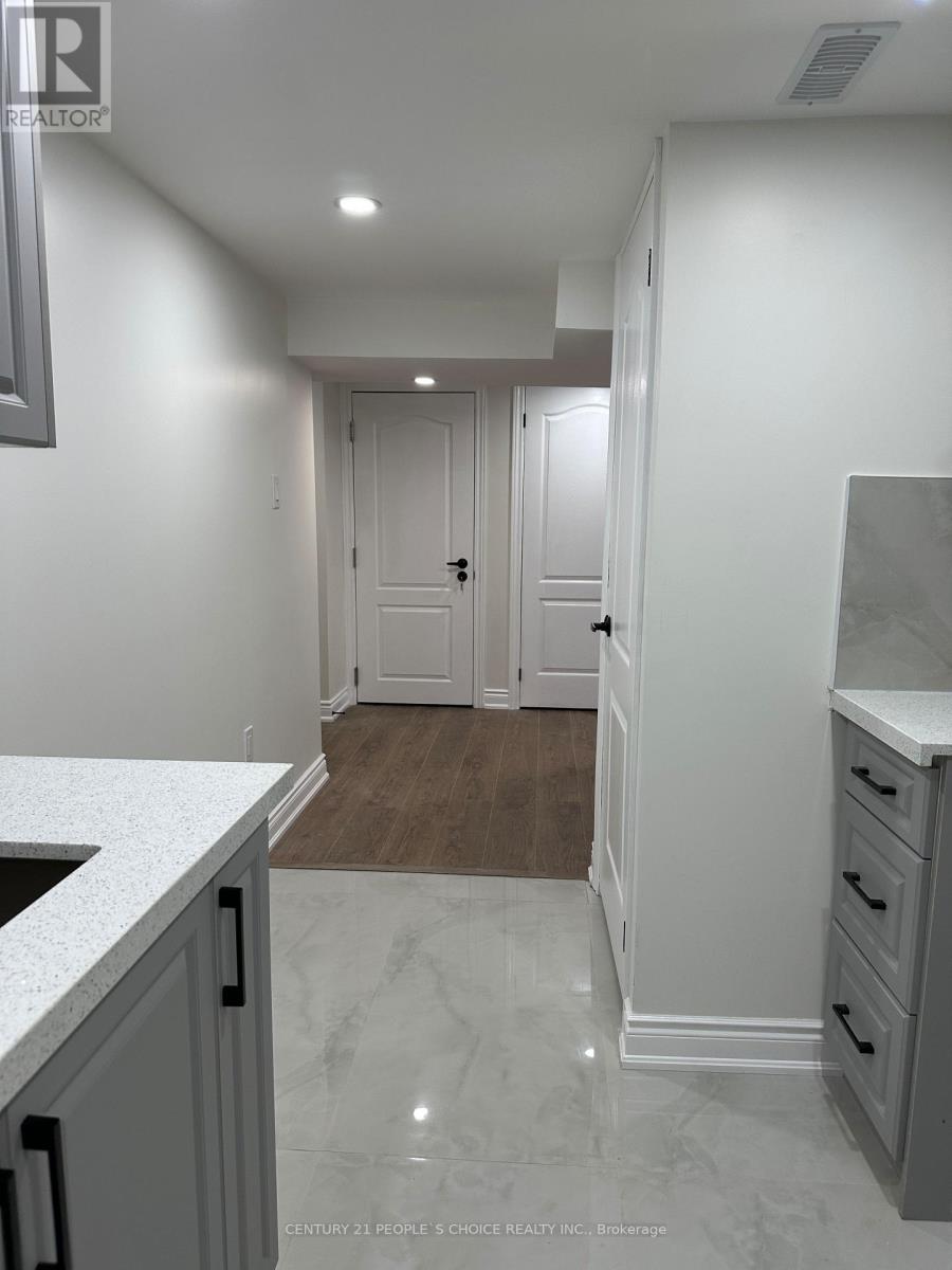 Unit- 2 - 7490 Middleshire Drive, Mississauga, Ontario  L4T 3S2 - Photo 18 - W13832372