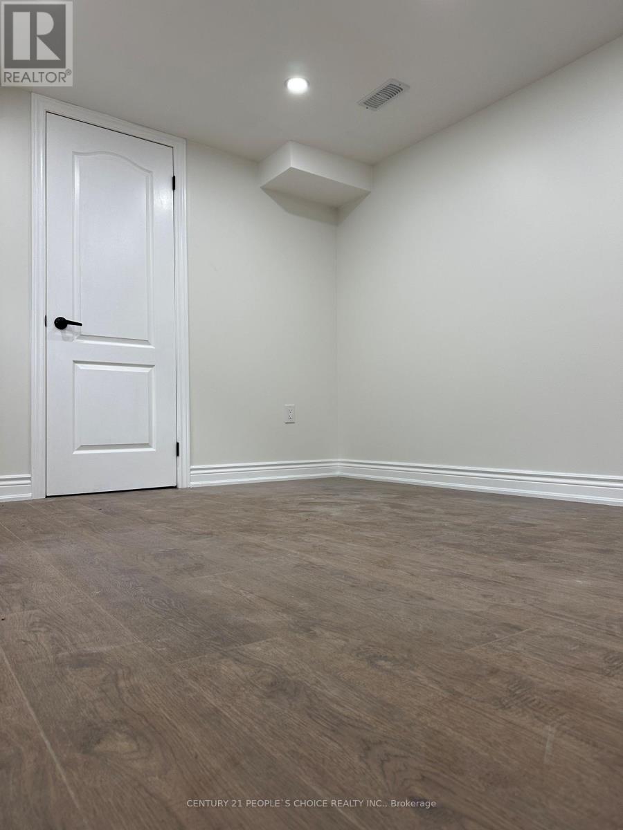 Unit- 2 - 7490 Middleshire Drive, Mississauga, Ontario  L4T 3S2 - Photo 32 - W13832372