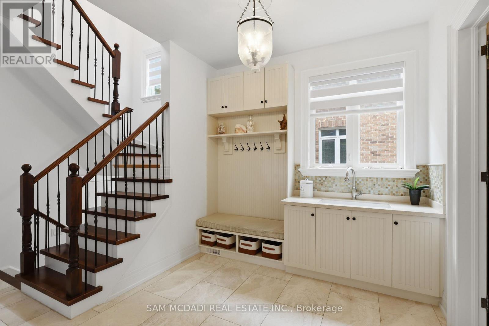725 Queensway W, Mississauga, Ontario  L5C 1A7 - Photo 20 - W13832376