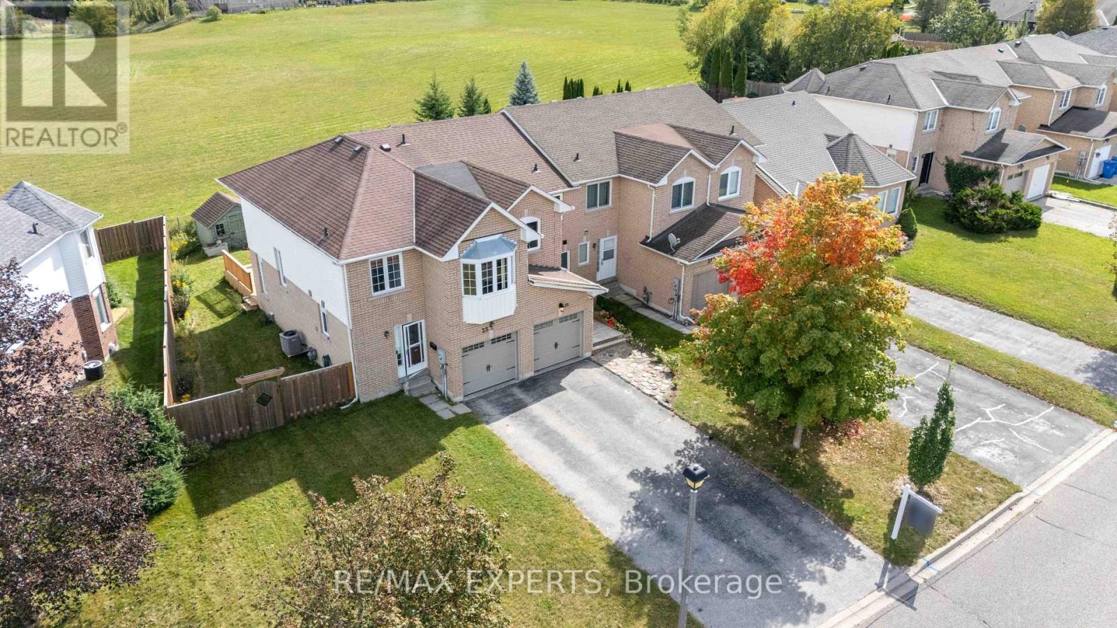 25 Mainprize Crescent, East Gwillimbury, Ontario  L0G 1M0 - Photo 2 - N13825098