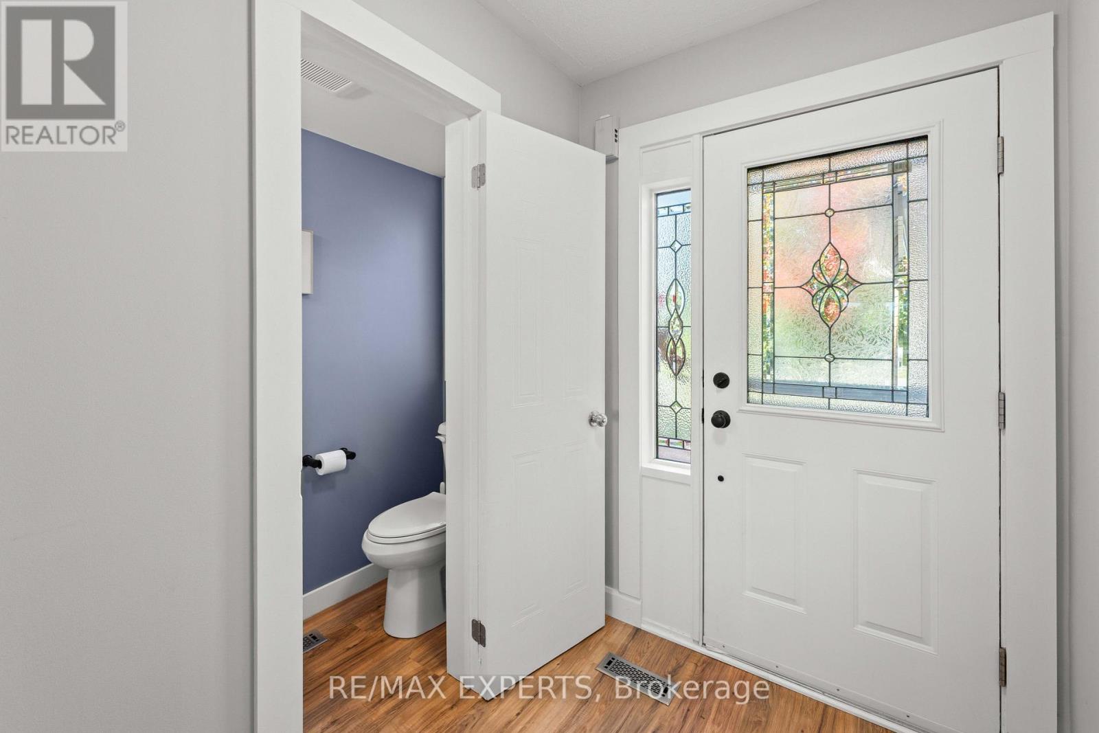 25 Mainprize Crescent, East Gwillimbury, Ontario  L0G 1M0 - Photo 7 - N13825098