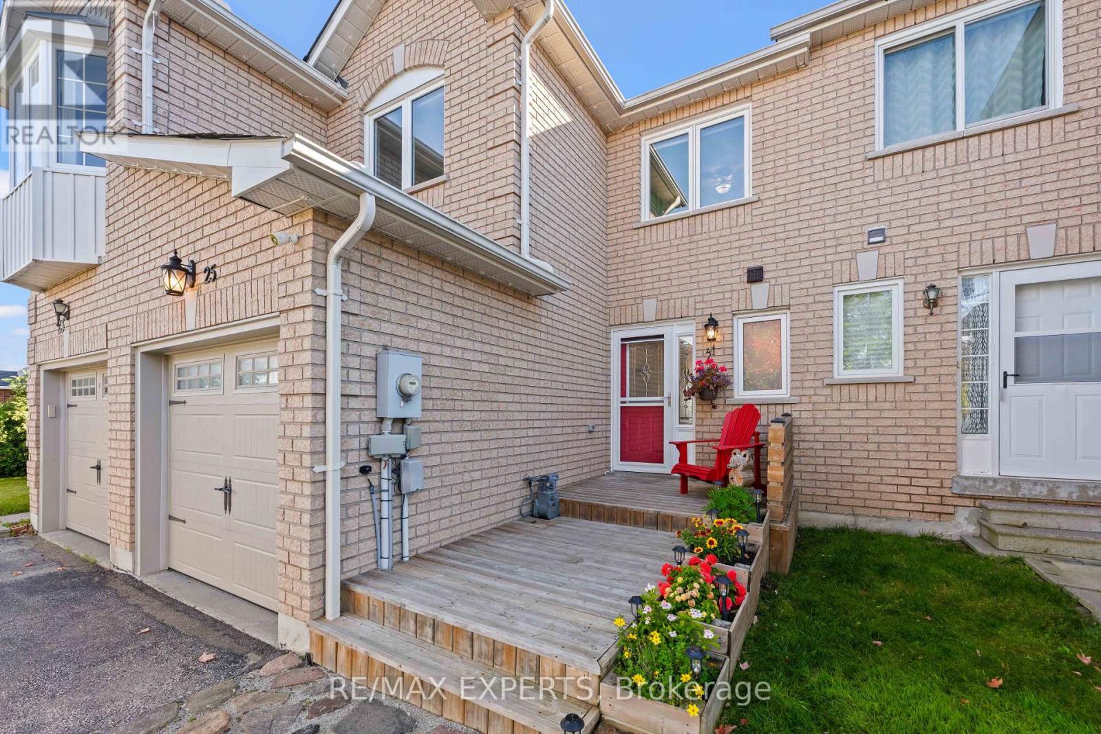25 Mainprize Crescent, East Gwillimbury, Ontario  L0G 1M0 - Photo 5 - N13825098