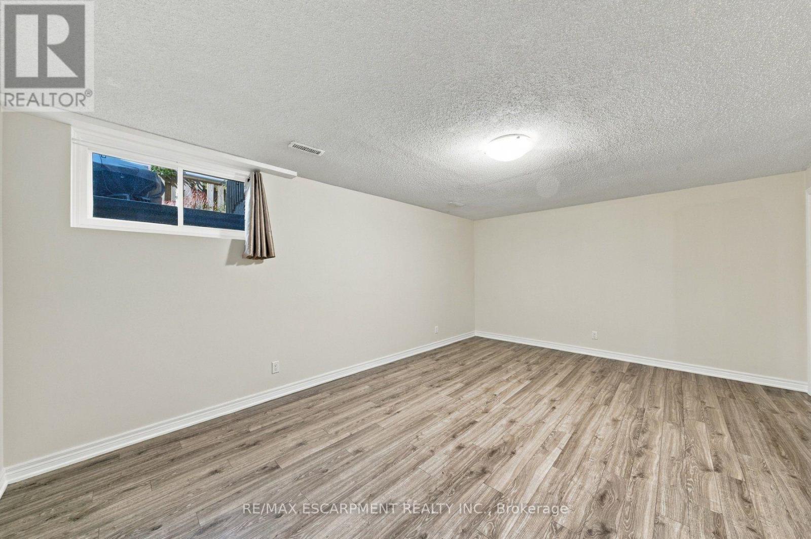 47 - 55 Kerman Avenue, Grimsby, Ontario  L3M 5G2 - Photo 25 - X13832312