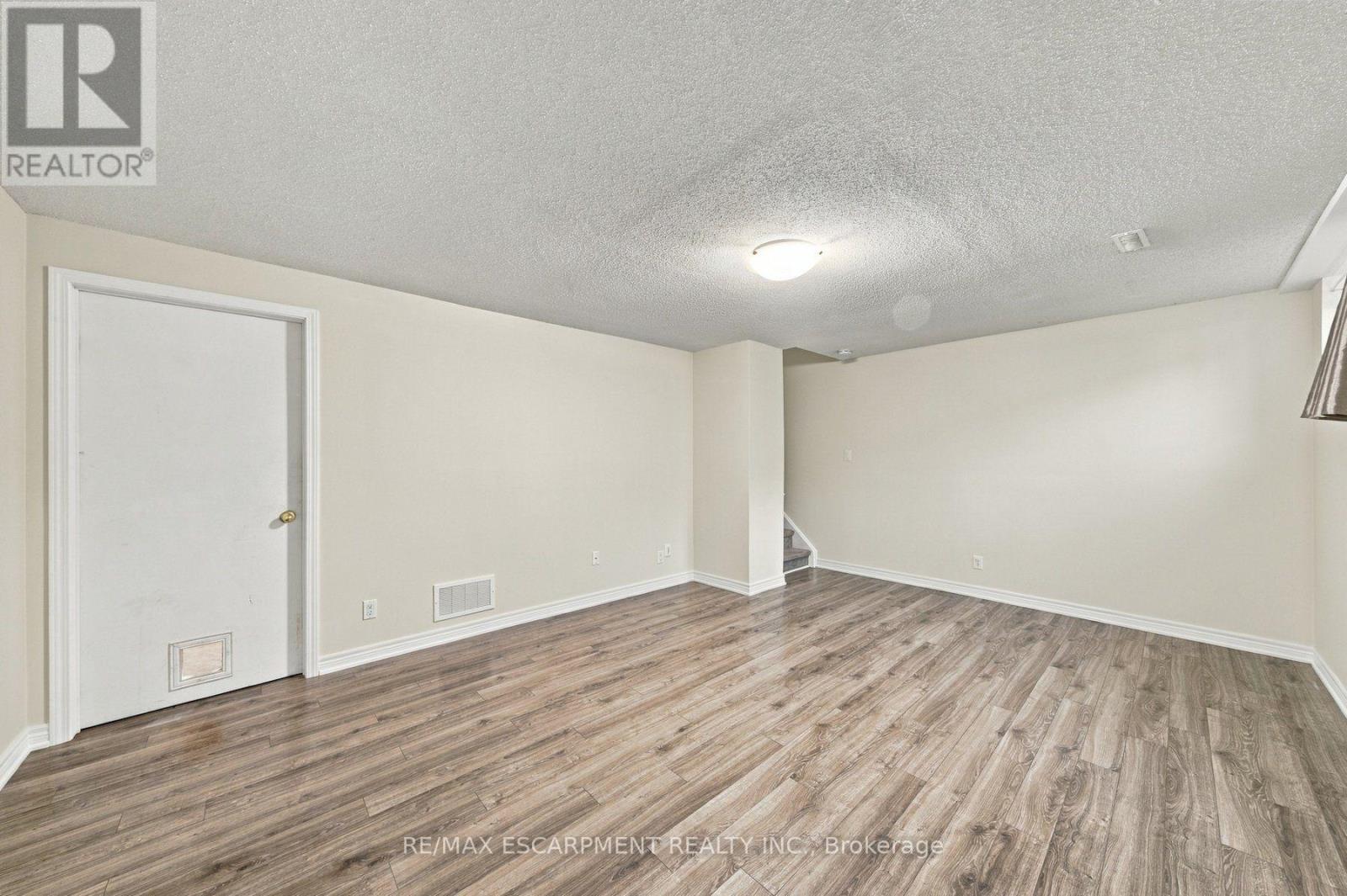 47 - 55 Kerman Avenue, Grimsby, Ontario  L3M 5G2 - Photo 27 - X13832312