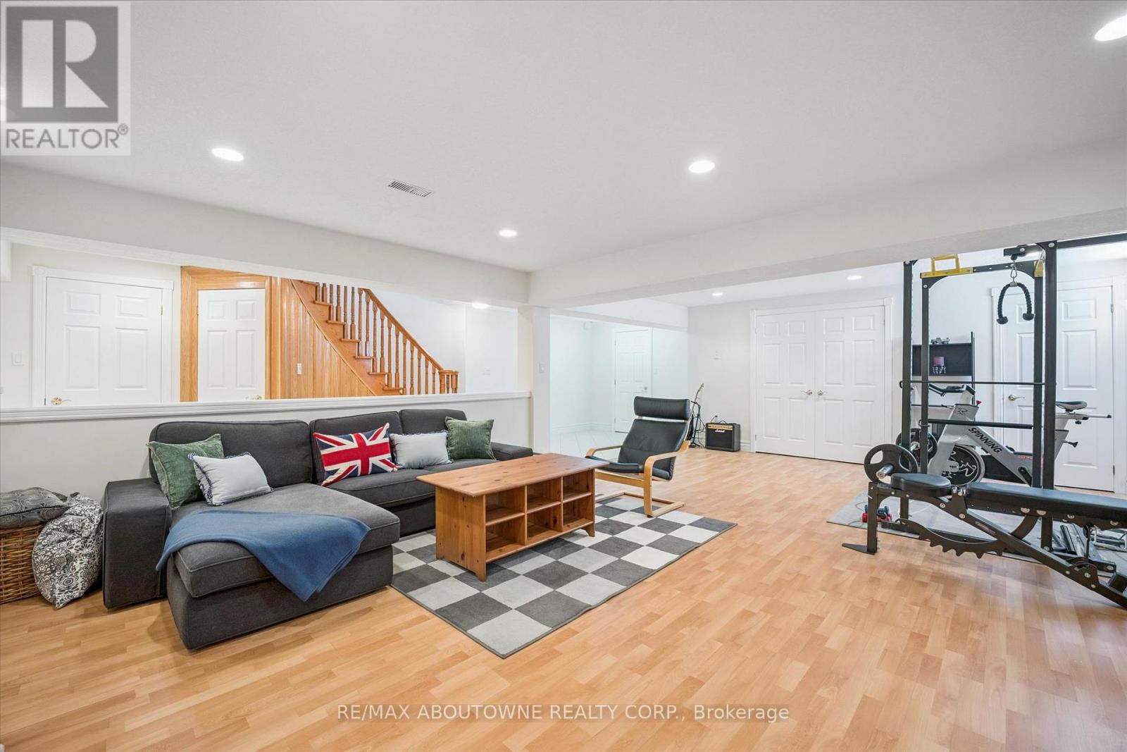 6 Fourseasons Drive, Hamilton, Ontario  L8E 5Y5 - Photo 32 - X13832394