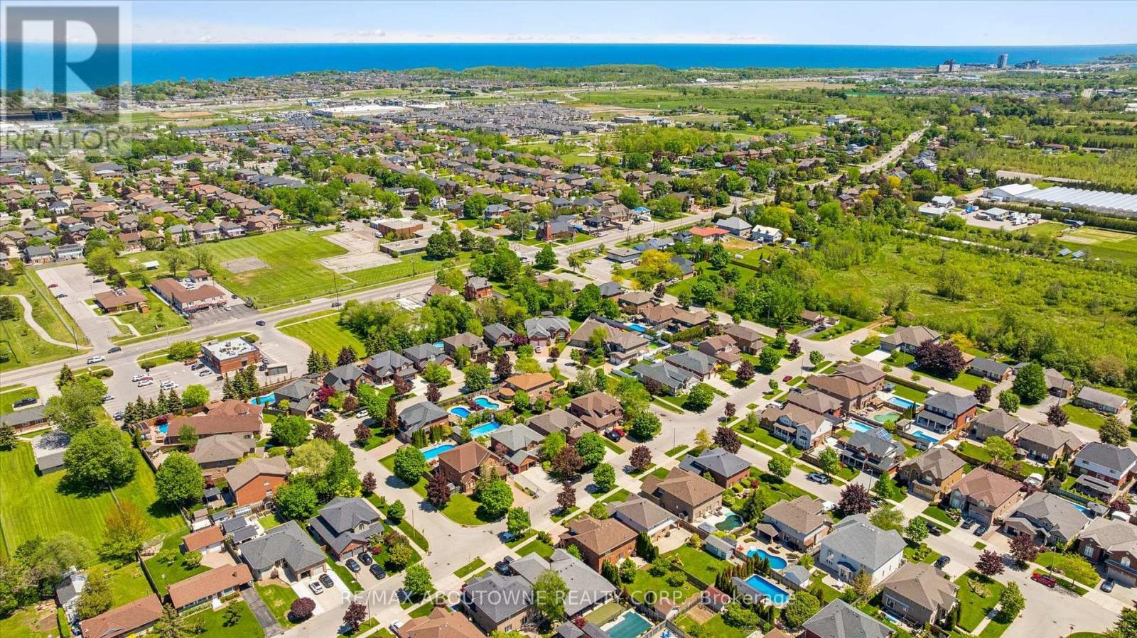 6 Fourseasons Drive, Hamilton, Ontario  L8E 5Y5 - Photo 43 - X13832394