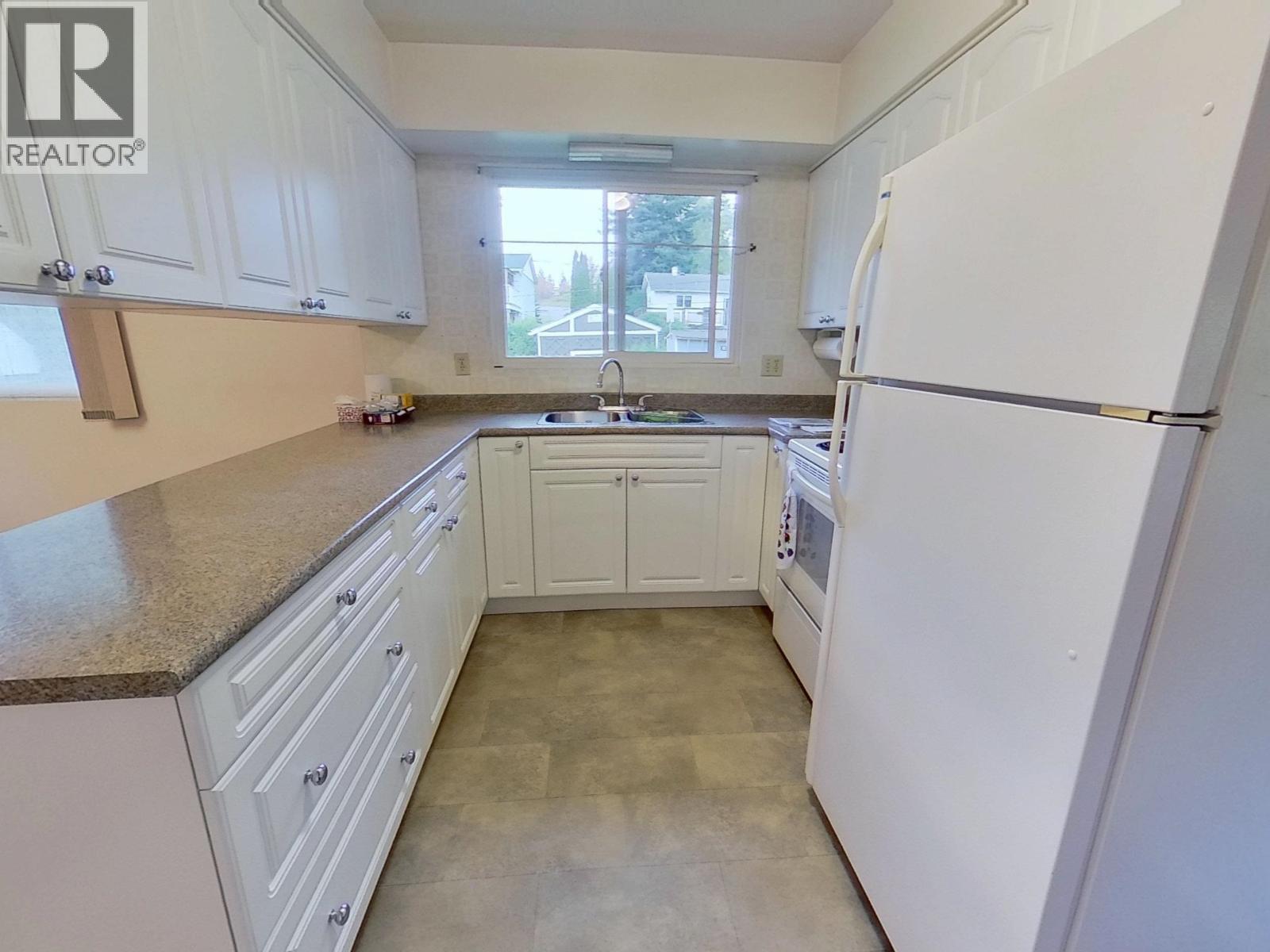1271 Yorston Avenue, Quesnel, British Columbia  V2J 3B6 - Photo 6 - R3169880