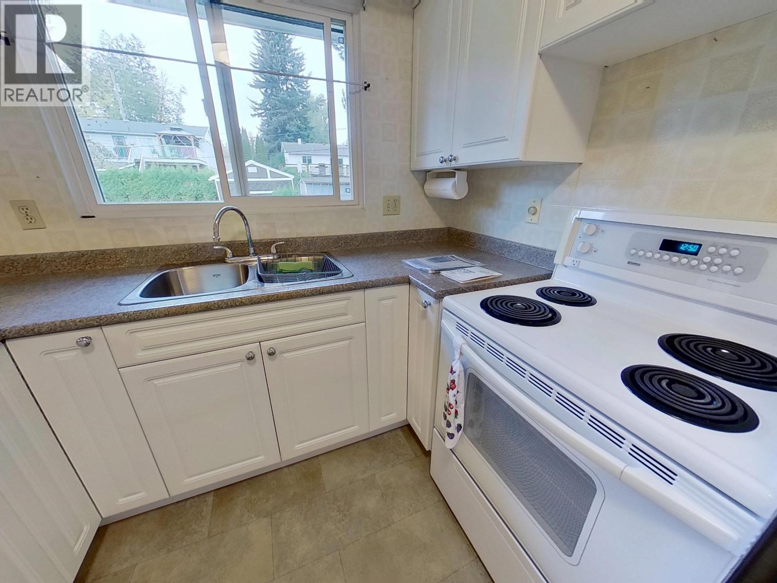 1271 Yorston Avenue, Quesnel, British Columbia  V2J 3B6 - Photo 7 - R3169880