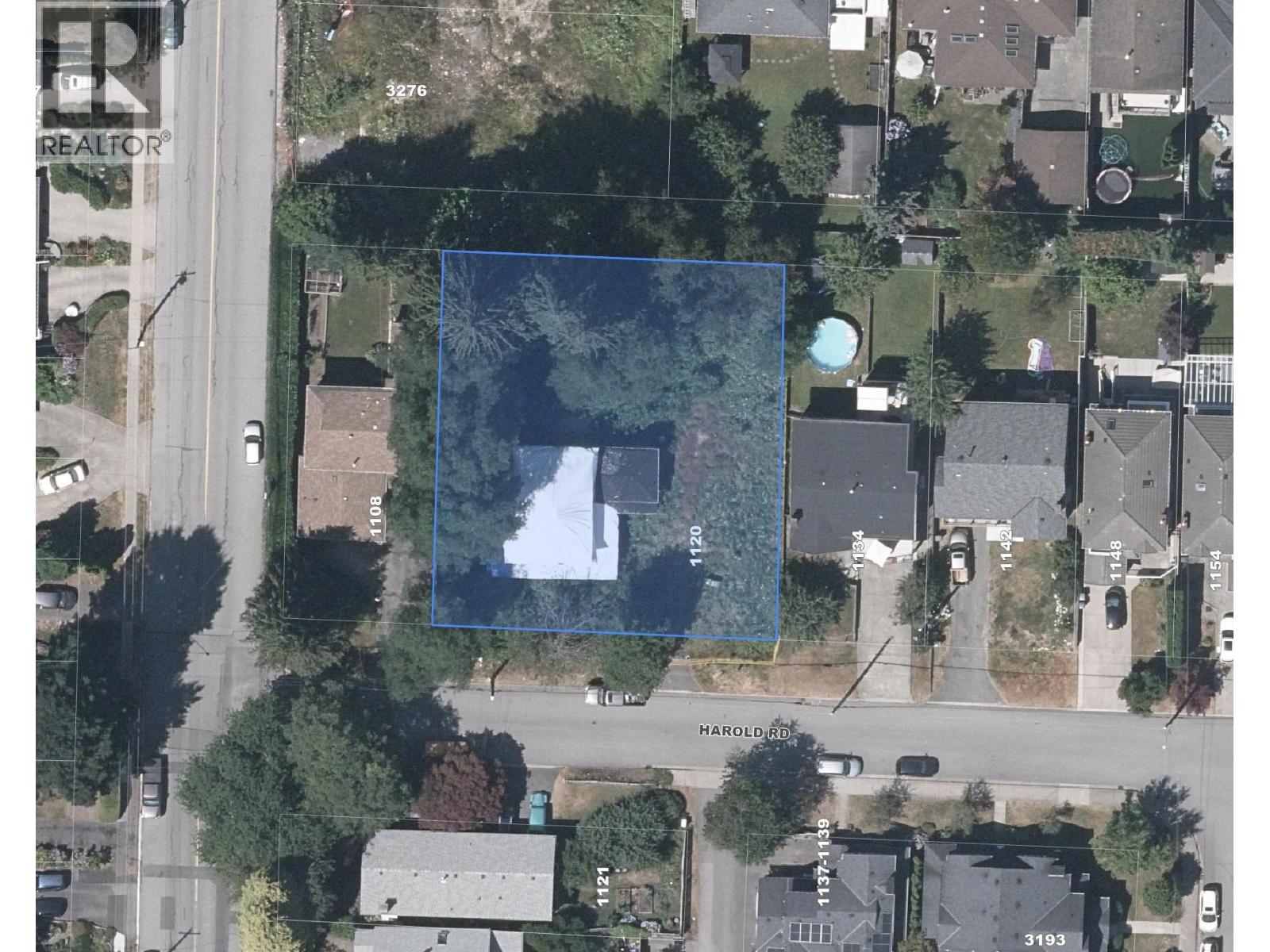 1120 HAROLD ROAD, North Vancouver, British Columbia