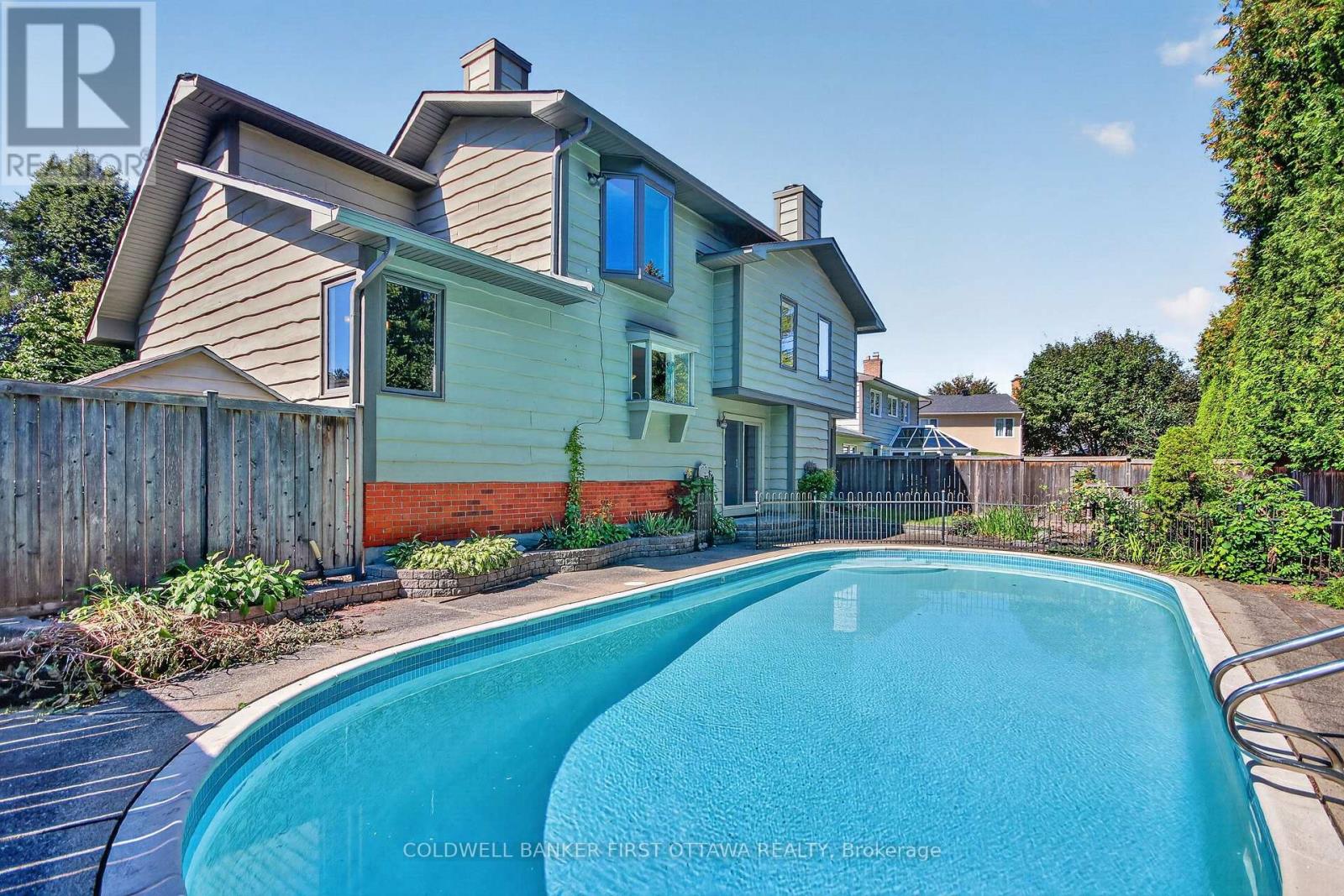 9 Foxrun Lane, Ottawa, Ontario  K1V 9W4 - Photo 43 - X13832126