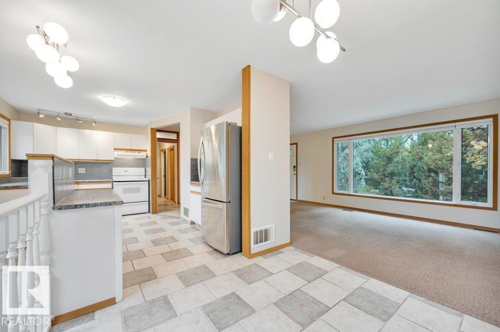 9311 70 Av Nw, Edmonton, Alberta  T6E 0T8 - Photo 12 - E4510602