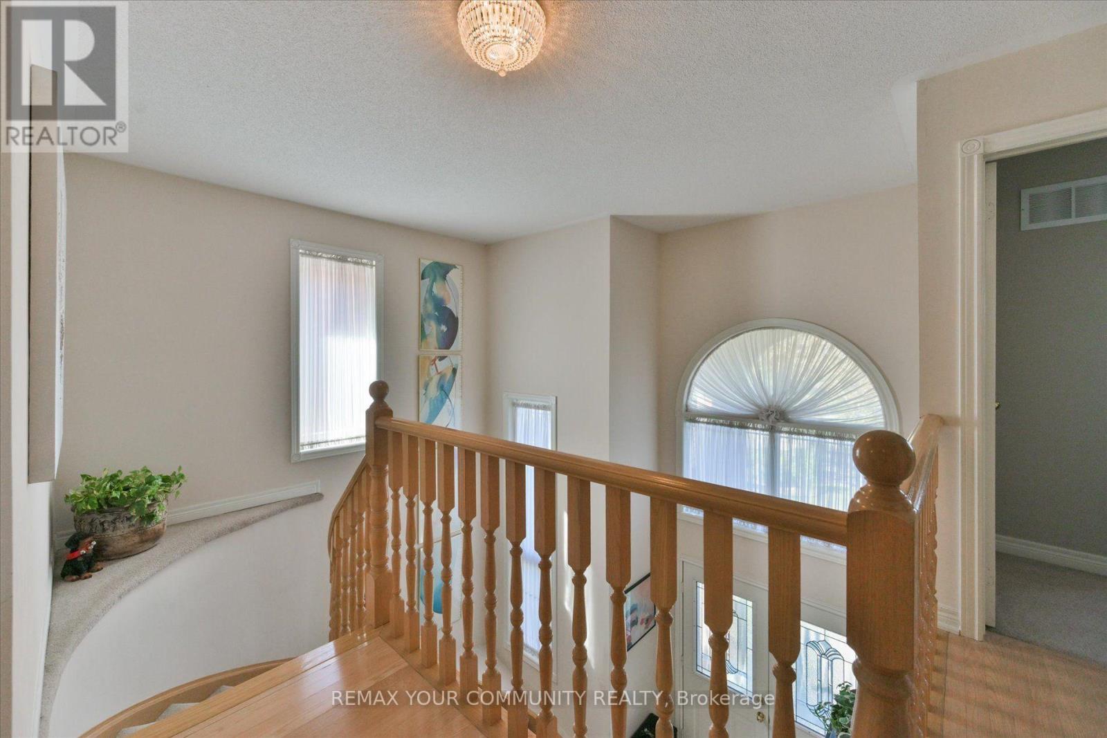 153 Estate Garden Drive, Richmond Hill, Ontario  L4E 3X8 - Photo 20 - N13832408