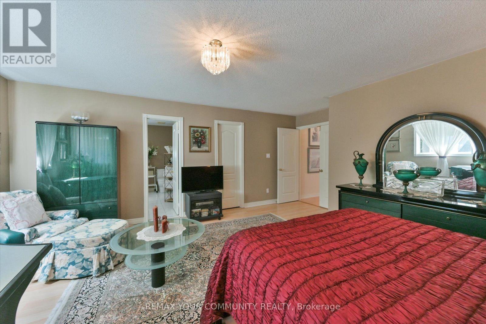153 Estate Garden Drive, Richmond Hill, Ontario  L4E 3X8 - Photo 23 - N13832408