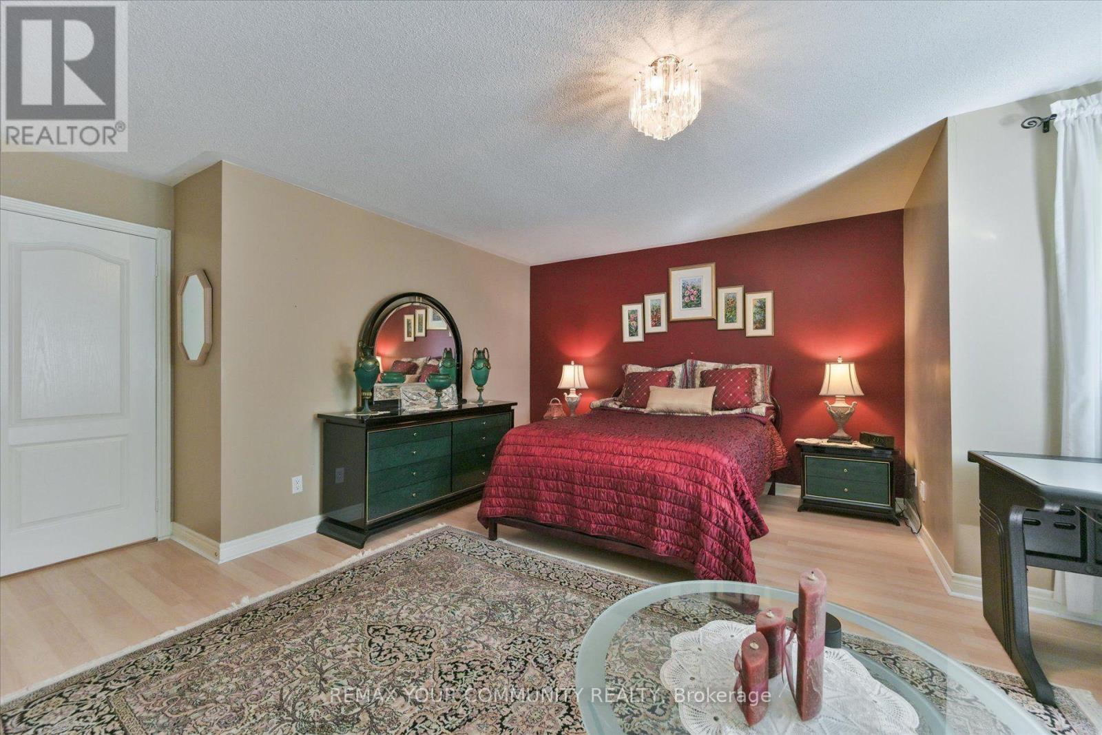 153 Estate Garden Drive, Richmond Hill, Ontario  L4E 3X8 - Photo 24 - N13832408