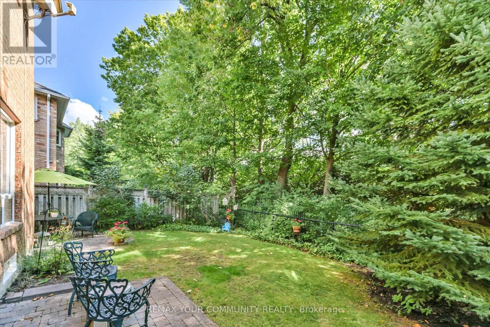 153 Estate Garden Drive, Richmond Hill, Ontario  L4E 3X8 - Photo 33 - N13832408