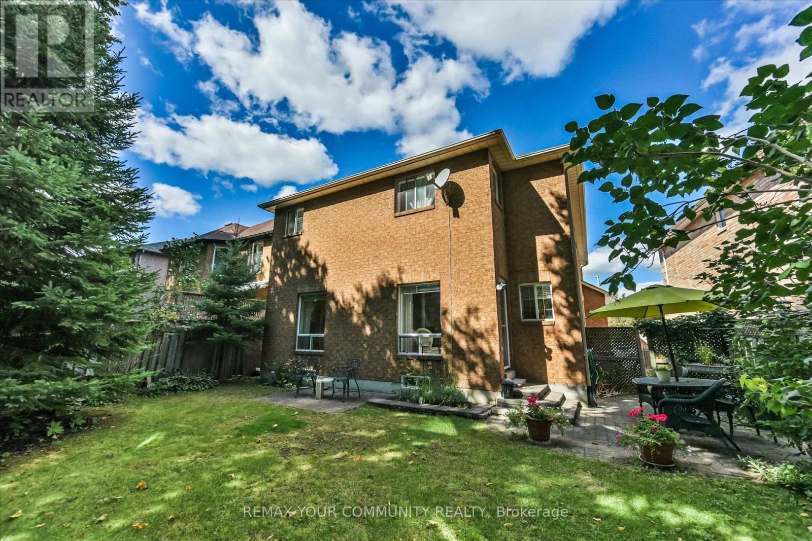 153 Estate Garden Drive, Richmond Hill, Ontario  L4E 3X8 - Photo 36 - N13832408