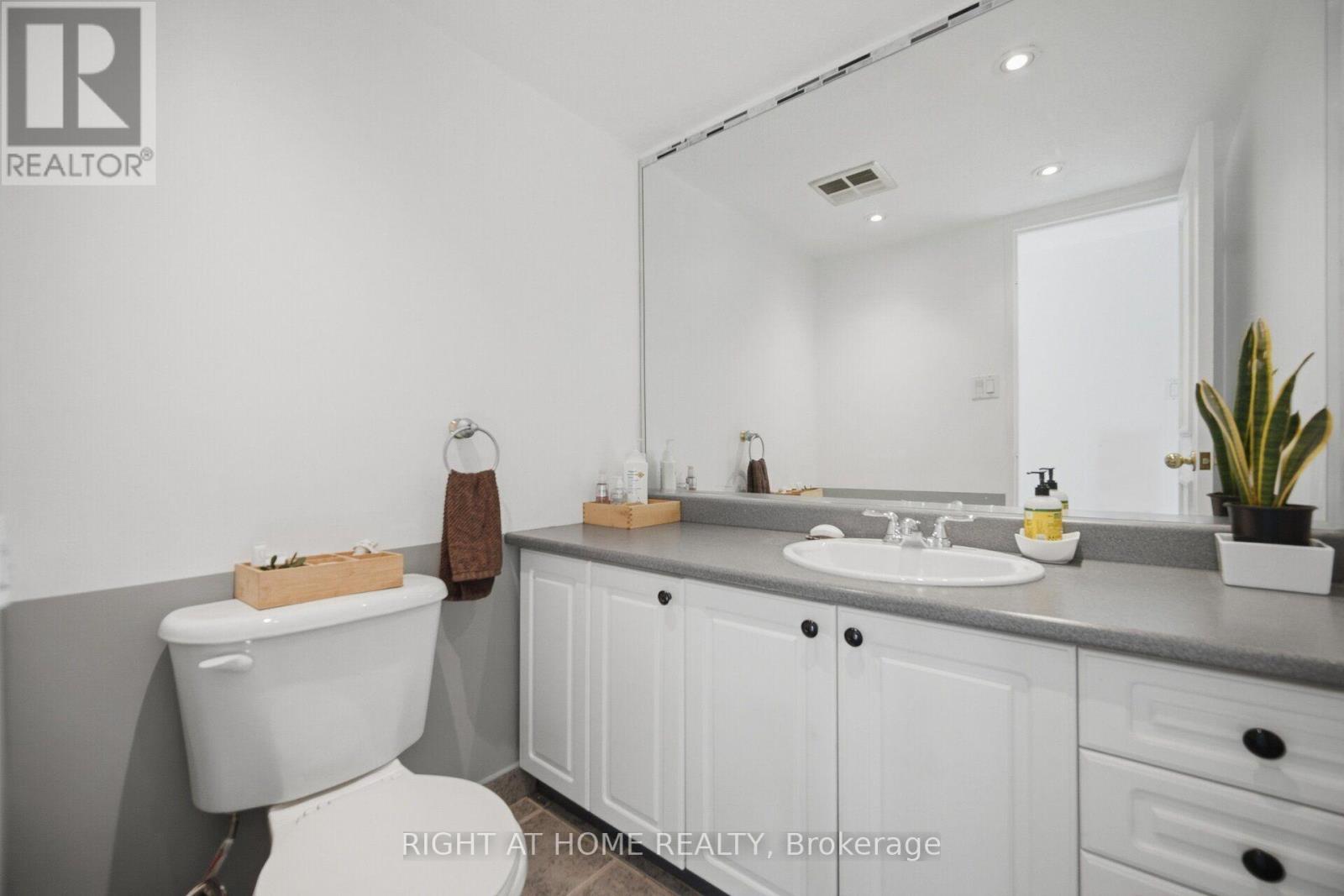 108 - 1250 Mississauga Valley Boulevard, Mississauga, Ontario  L5A 3R6 - Photo 26 - W13832404