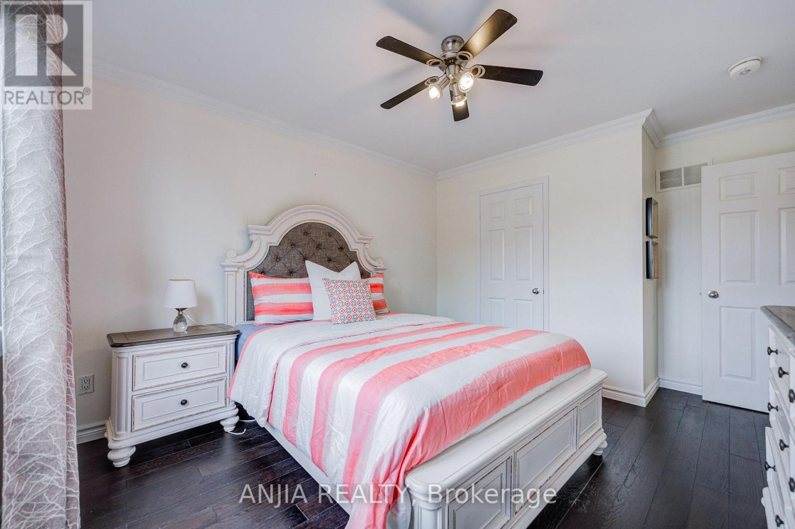 39 Millcroft Way, Vaughan, Ontario  L4J 6P2 - Photo 29 - N13809772