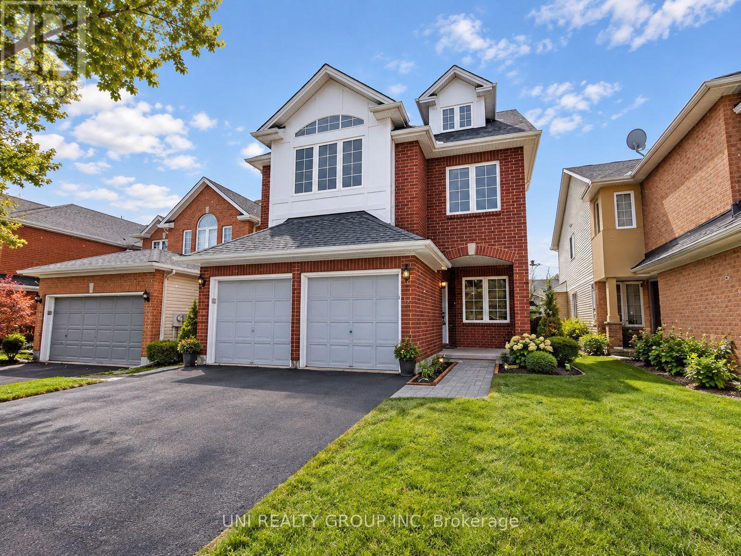 12 Staten Way, Ottawa, Ontario  K2C 4E7 - Photo 1 - X13832458