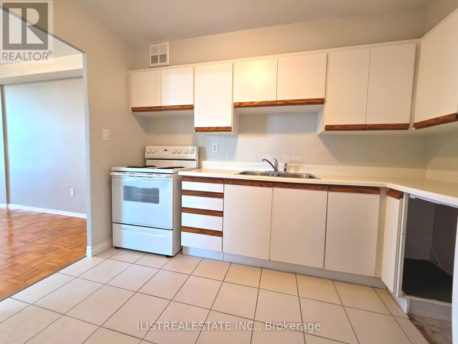 1808 - 20 Edgecliffe Golfway, Toronto, Ontario  M3C 3A4 - Photo 12 - C13832438
