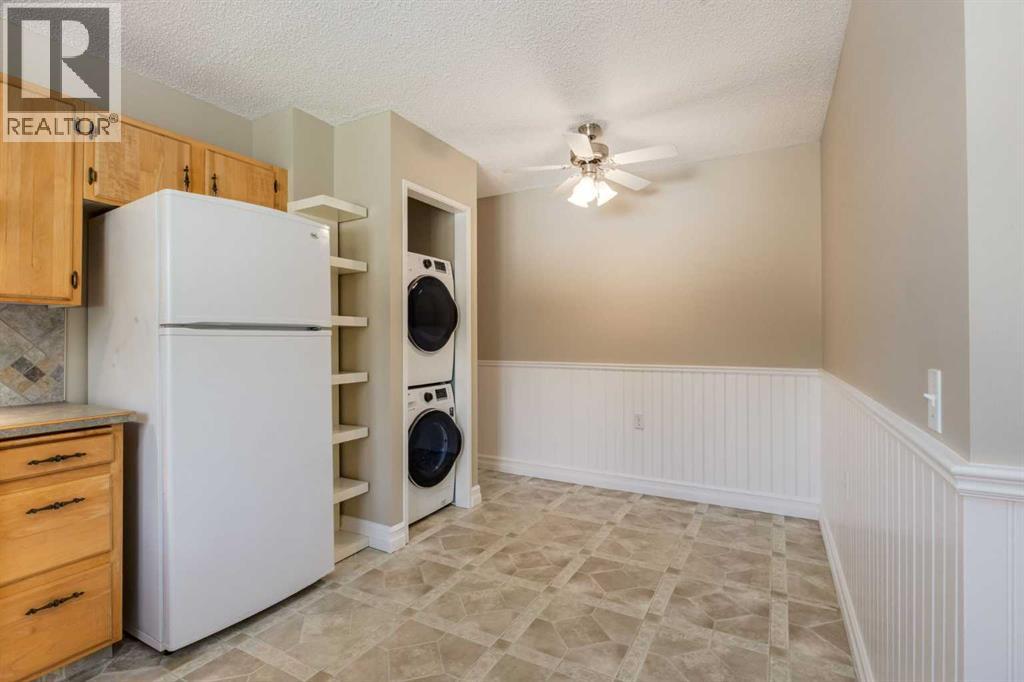 728 Canfield Place Sw, Calgary, Alberta  T2W 1K6 - Photo 14 - A2343353