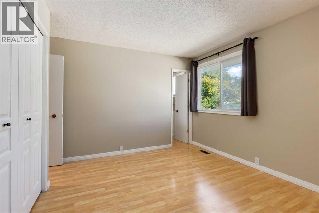 728 Canfield Place Sw, Calgary, Alberta  T2W 1K6 - Photo 17 - A2343353