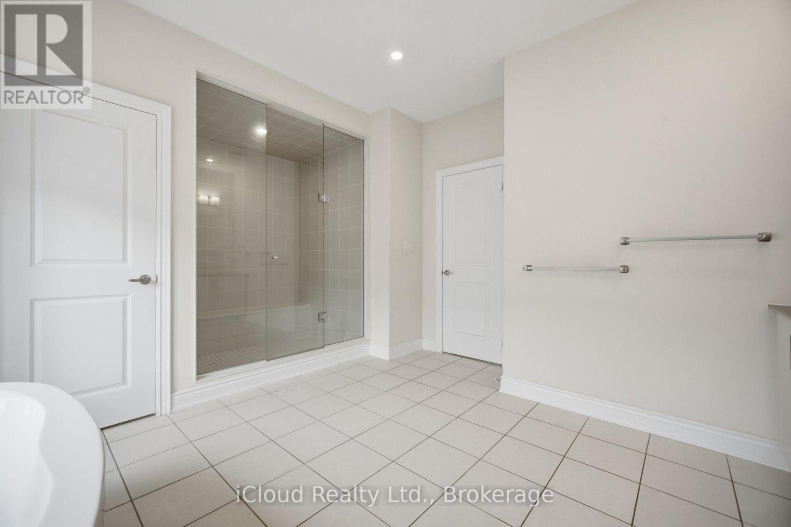 1400 Yellow Rose Circle, Oakville, Ontario  L6M 5L3 - Photo 29 - W13832432
