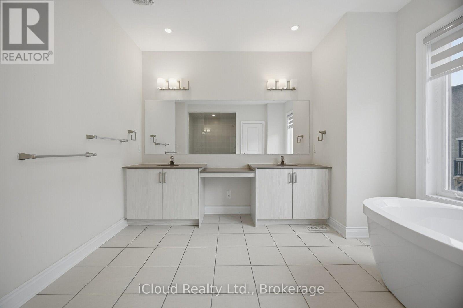 1400 Yellow Rose Circle, Oakville, Ontario  L6M 5L3 - Photo 30 - W13832432