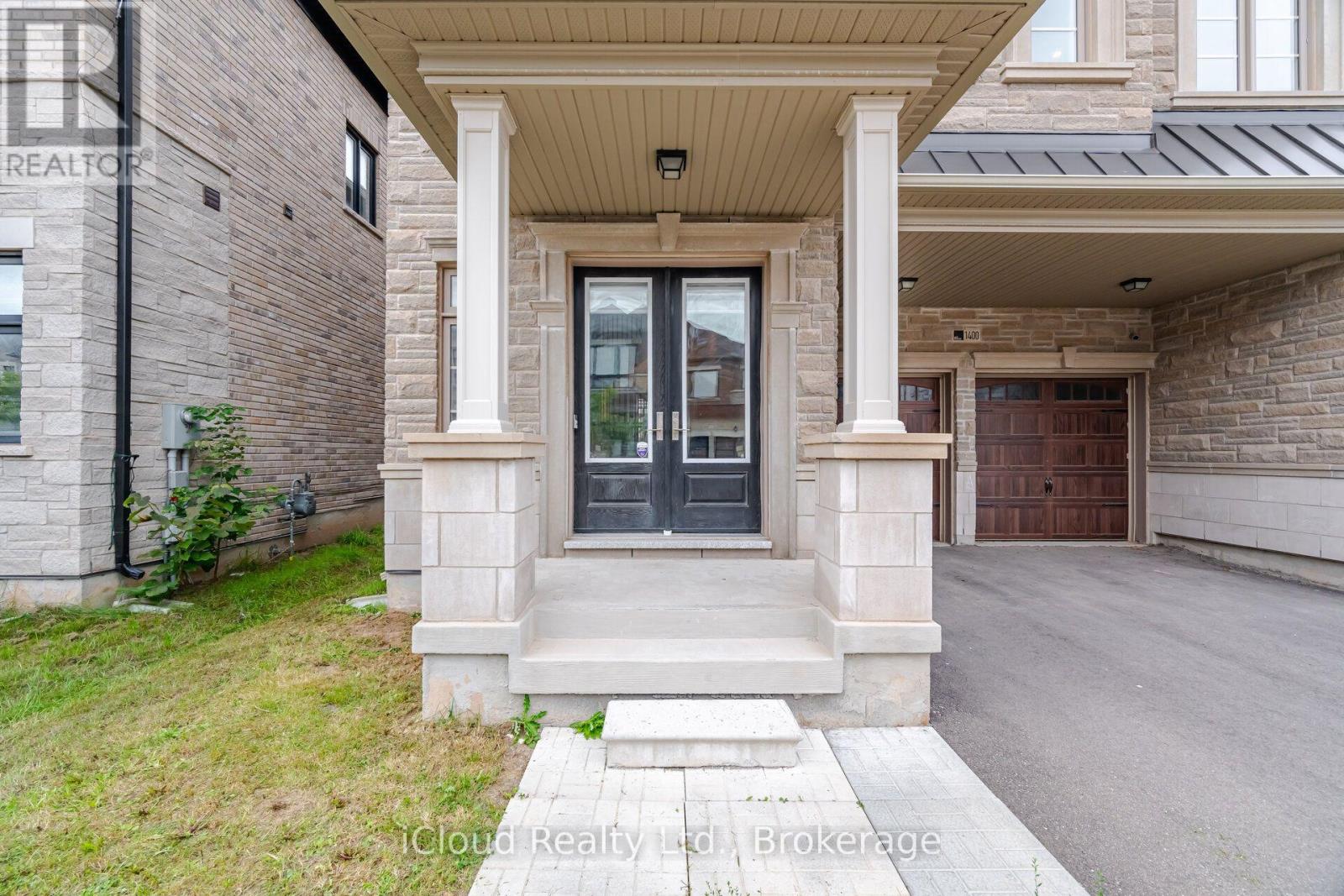 1400 Yellow Rose Circle, Oakville, Ontario  L6M 5L3 - Photo 4 - W13832432