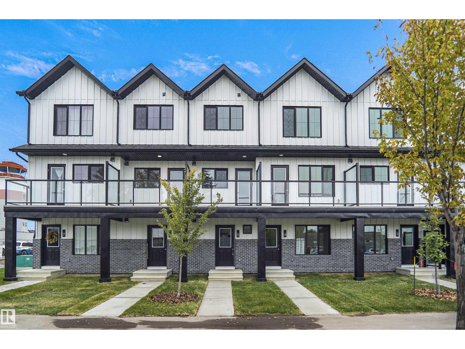 #5 29 Airport RD NW, edmonton, Alberta