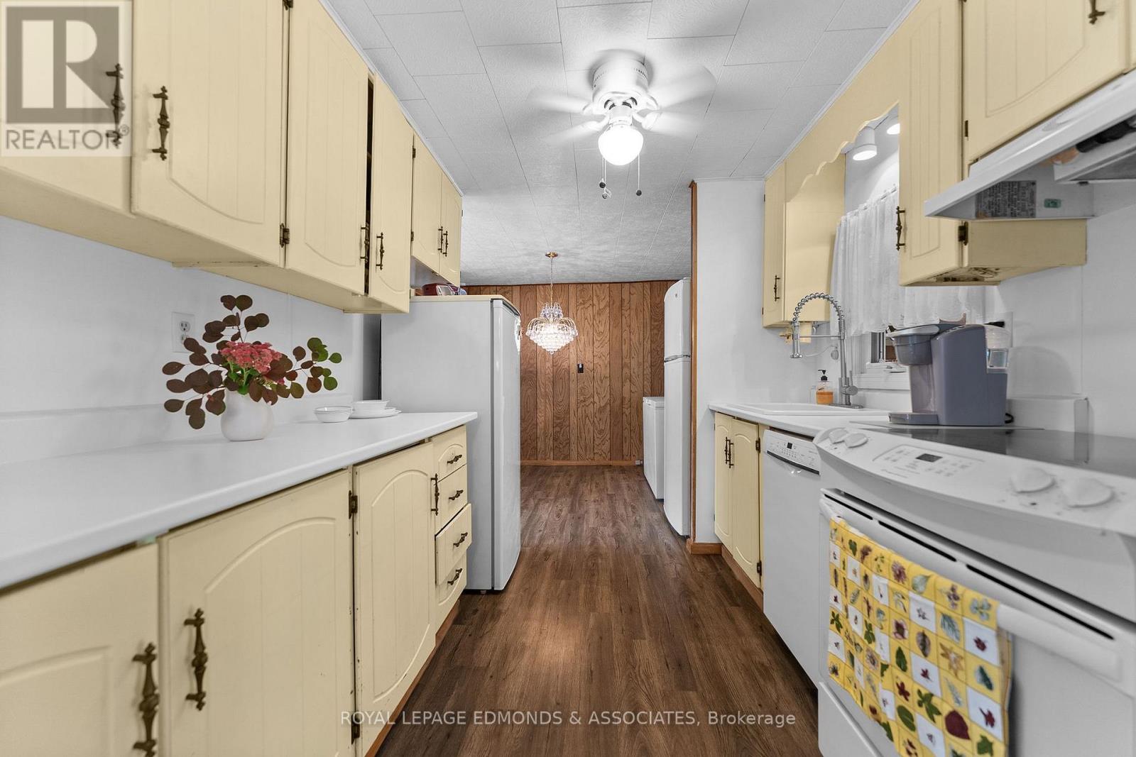 2726 Round Lake Road, Killaloe, Ontario  K0J 2J0 - Photo 18 - X13832470