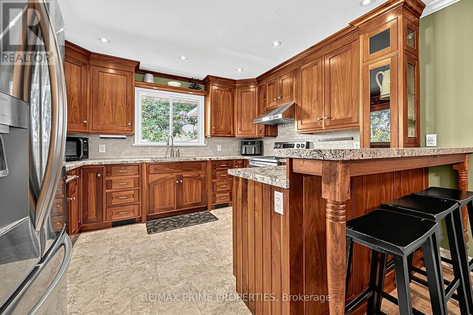 426 Zephyr Road, Uxbridge, Ontario  L9P 1R2 - Photo 9 - N13827226
