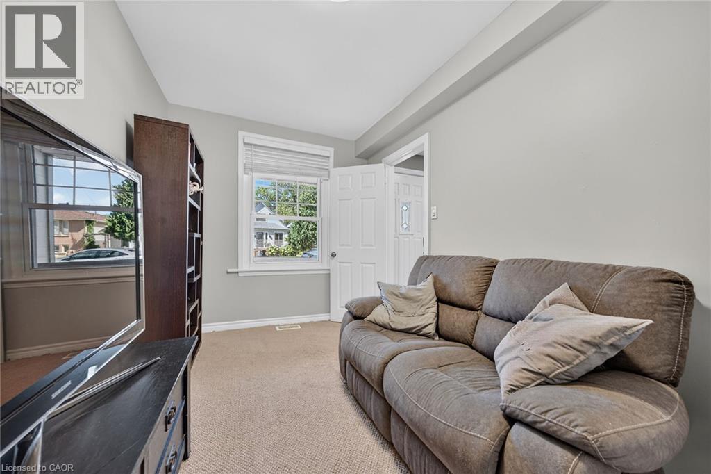 7 East 24th Street, Hamilton, Ontario  L8V 2X8 - Photo 18 - 40866149